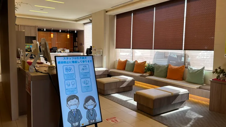 整個大廳也是走溫馨舒適風格。