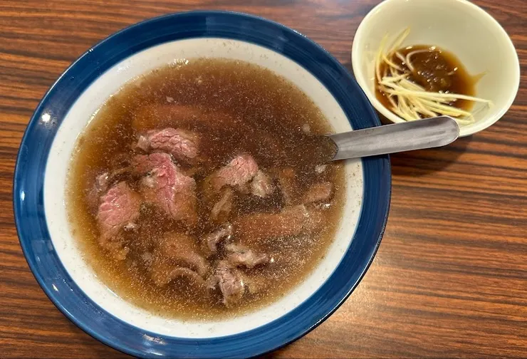 安南牛肉湯（圖片截圖於網路）