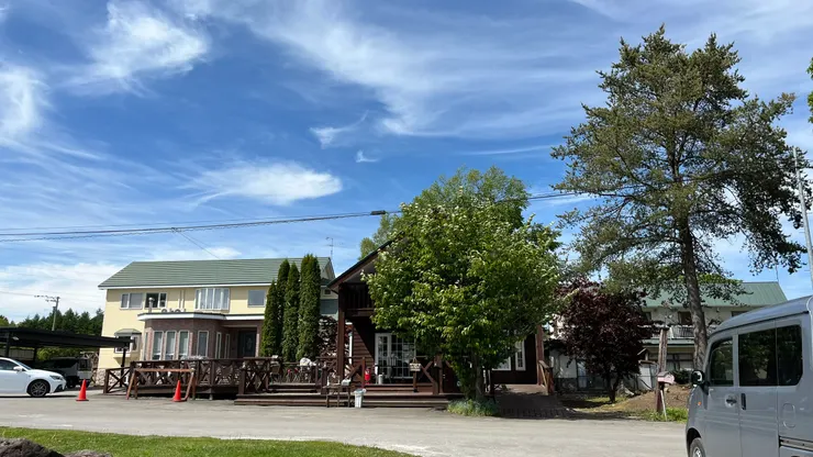 風景餐廳很舒適,本身也是「風景」。