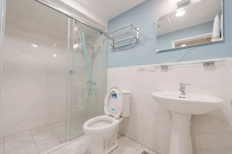 出租公寓改造後 廁所2