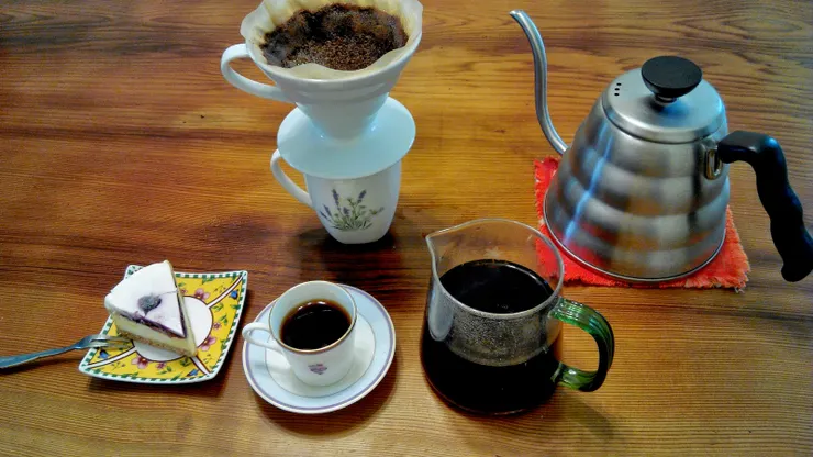 【十幾年來愉悦相伴無數閒逸晨午！2014/4/5。】