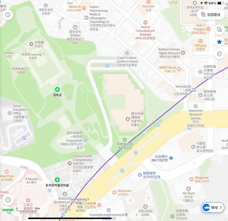 圖上兩個星星點,分別是慶熙宮和敦義門博物館村