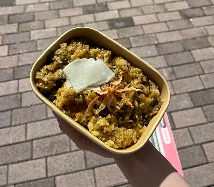 很好吃的油飯 ✧*｡٩(ˊᗜˋ*)و✧*｡