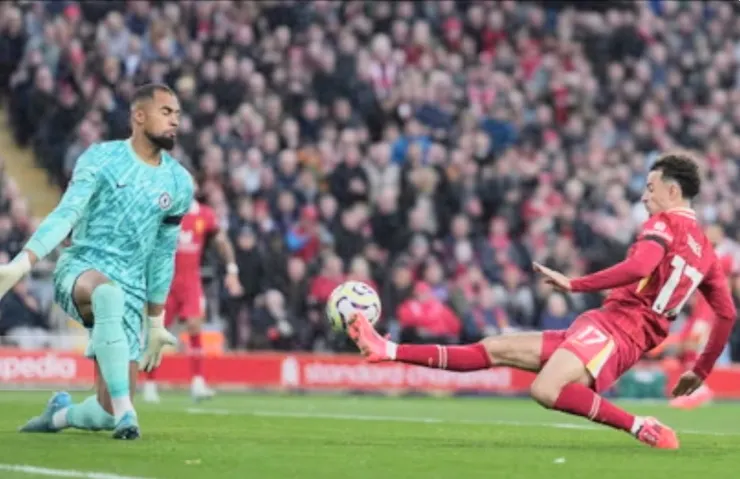 居迪斯鍾斯快腳射入助利物浦險勝2:1