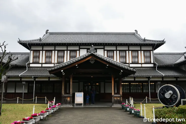 明治時代留存的二條車站如今轉身為博物館商店