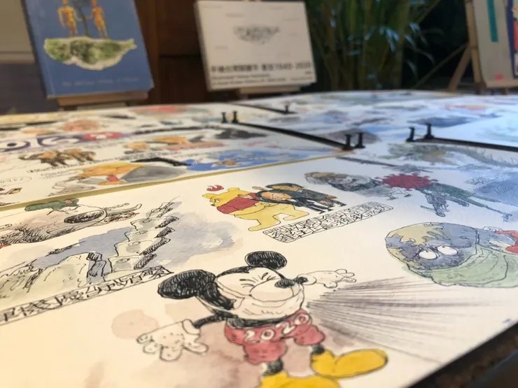 講座當天，《手繪台灣關鍵字：畫說1940-2020》原畫展也正在藝大書店展出。觀眾能順道一窺部分原稿。（大寬文化提供）