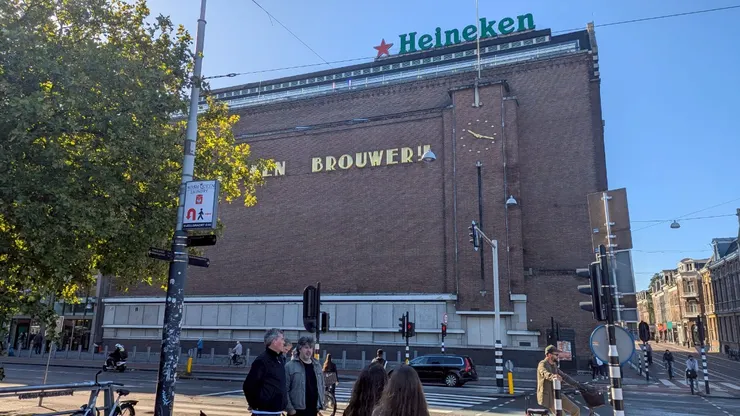 海尼根啤酒博物館的外觀