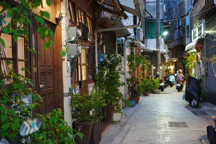 祥靜的巷道，住在這樣的環境也曾經是我的憧憬