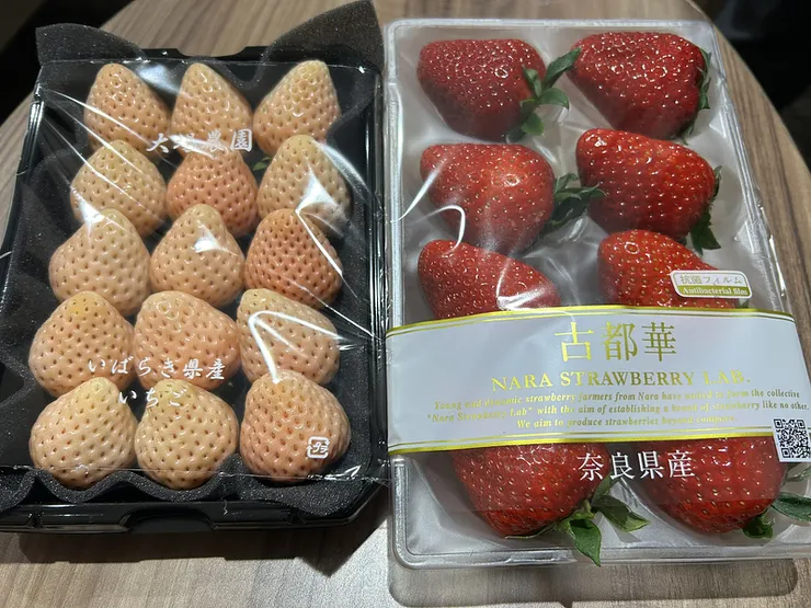 跟日本壓縮機依一樣稀少的淡雪（左）、古都華（右）