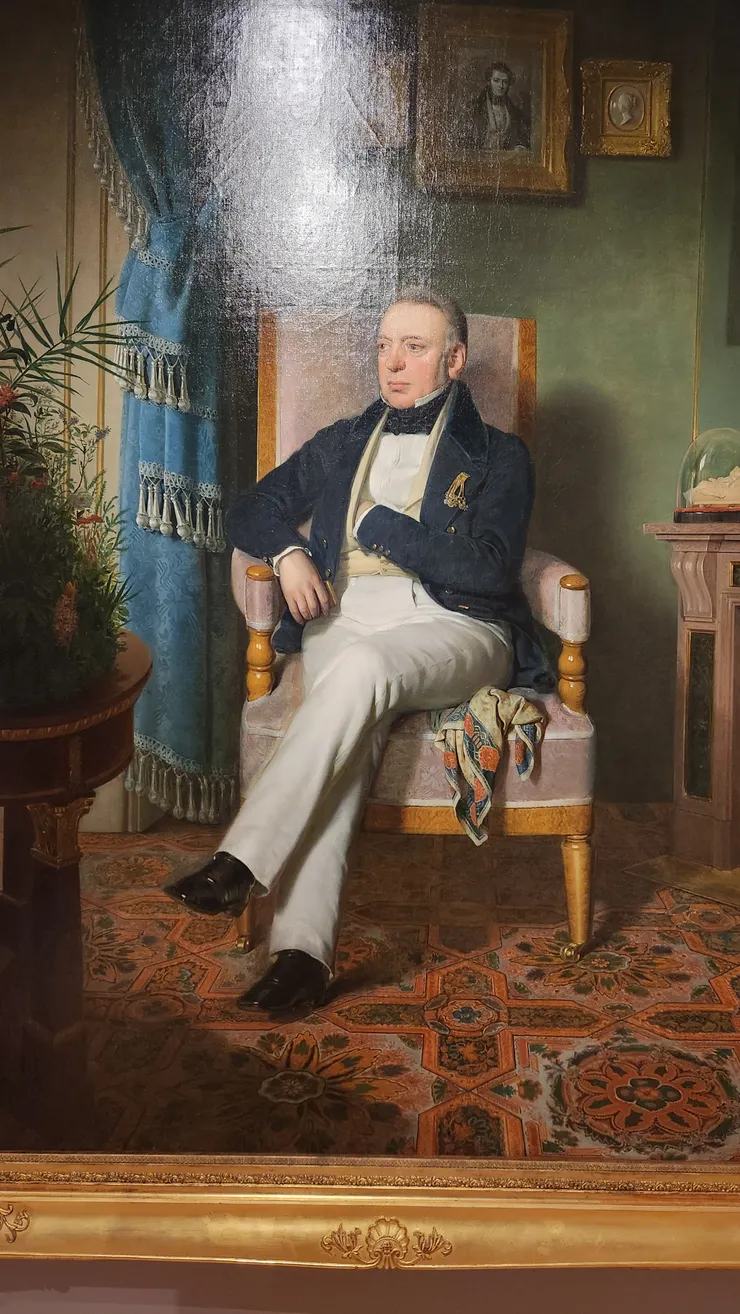 薩羅蒙·梅耶·馮·羅斯柴爾德(Salomon Mayer von Rothschild,1774年9月9日-1855年7月28日)是羅斯柴爾德家族的成員,也是羅斯柴爾德家族在維也納的分支的創始人。 他是一位成功的銀行家,在奧地利金融界扮演著重要角色,並在奧地利帝國的經濟發展中發揮了影響力。他被認為是羅斯柴爾德家族中最有成就的成員之一,對家族在奧地利的成功做出了重大貢獻。