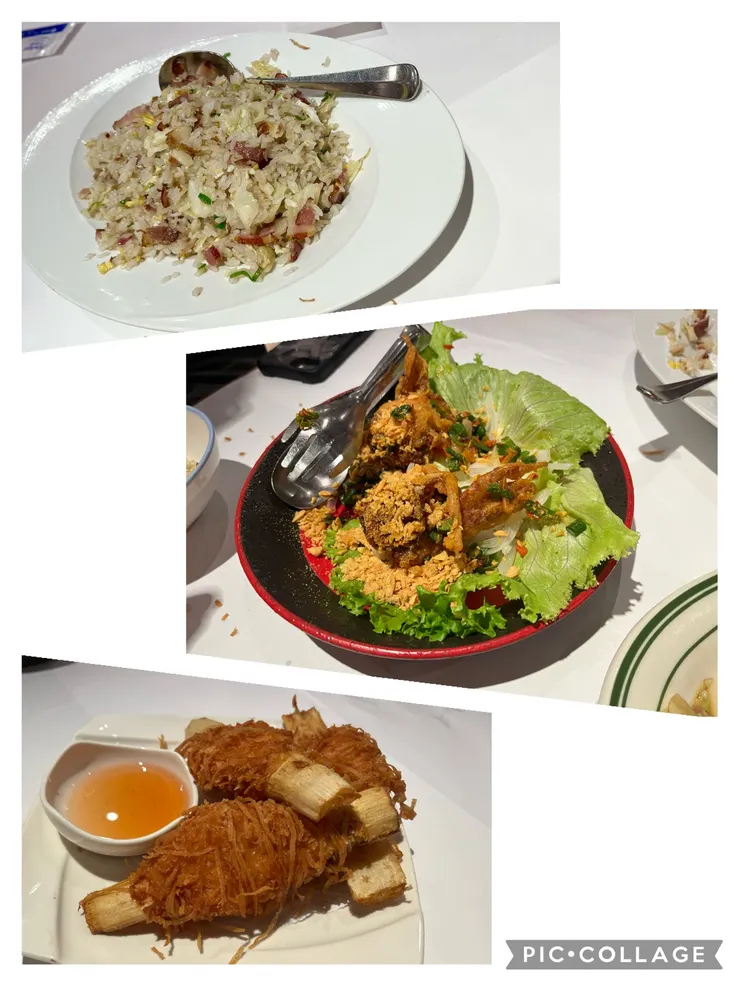 居然只拍到這幾張,上面的炒飯跟下面的甘蔗蝦我根本沒吃XD,中間的金沙軟殼蟹太油,脆脆鹹鹹像餅乾。