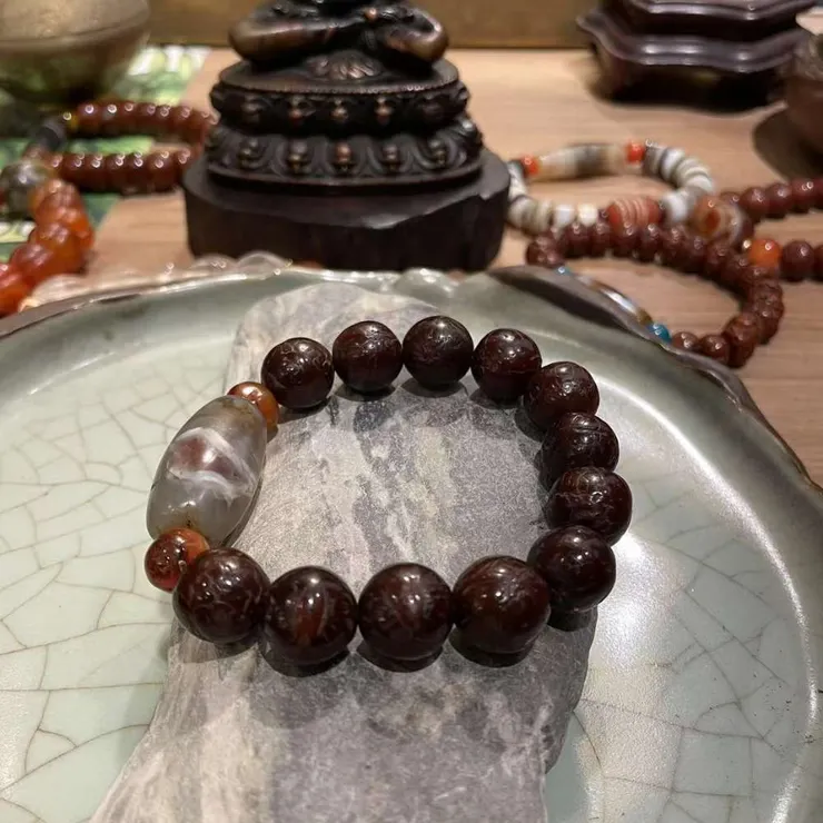 藏傳纏絲瑪瑙（孤品：特殊眼）與鳳眼菩提