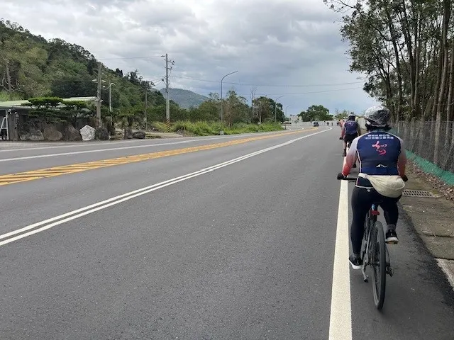 台東的路鋪得一極棒，比台南好27倍