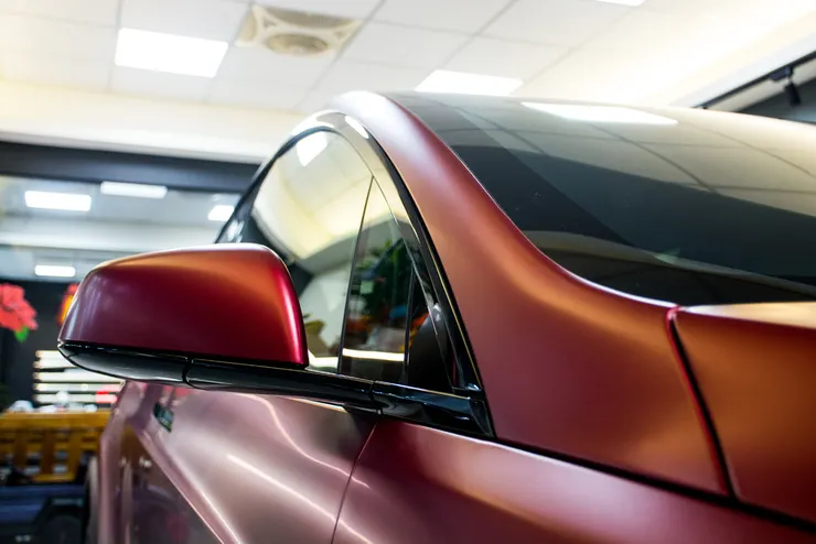 台南奧圖菲汽車包膜推薦|高評價實力店!車體貼膜手路細膩|犀牛