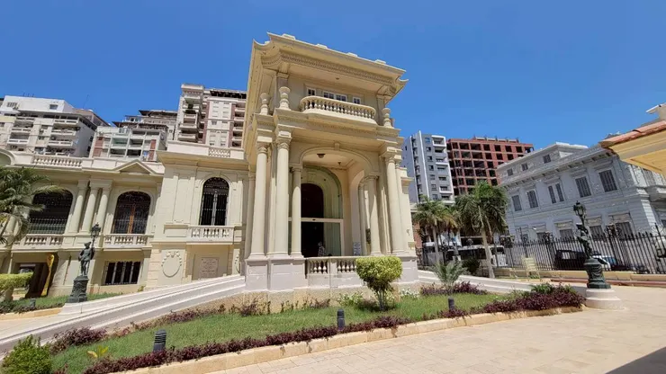 珠寶博物館東翼主建物外觀(攝於2025年)