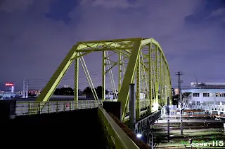 夜晚的向野橋