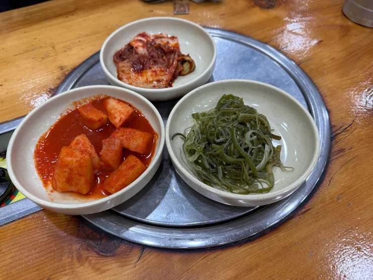 當然也有小菜啦!