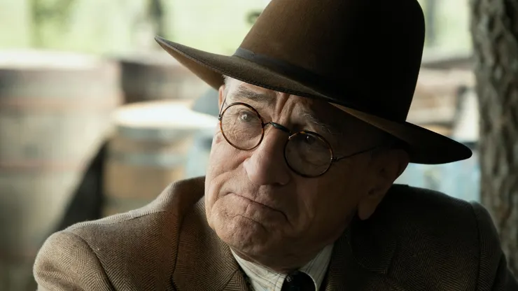 表面是奧塞奇之友,而私底下談論死亡的語氣,和談生意沒有兩樣。