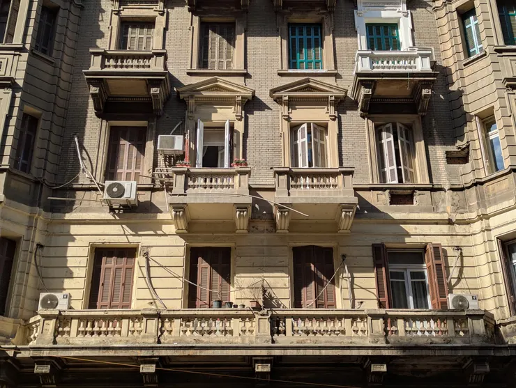 開羅市中心的歐風建築立面