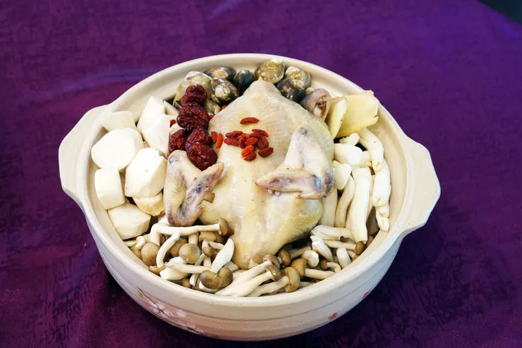 屏東潮州送暖送年菜,聞香閣宴會餐廳共襄盛舉!屏東在地辦桌70