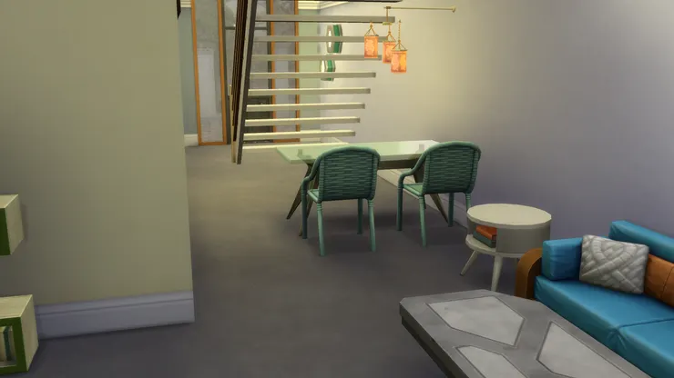 飯廳依然在樓梯底。