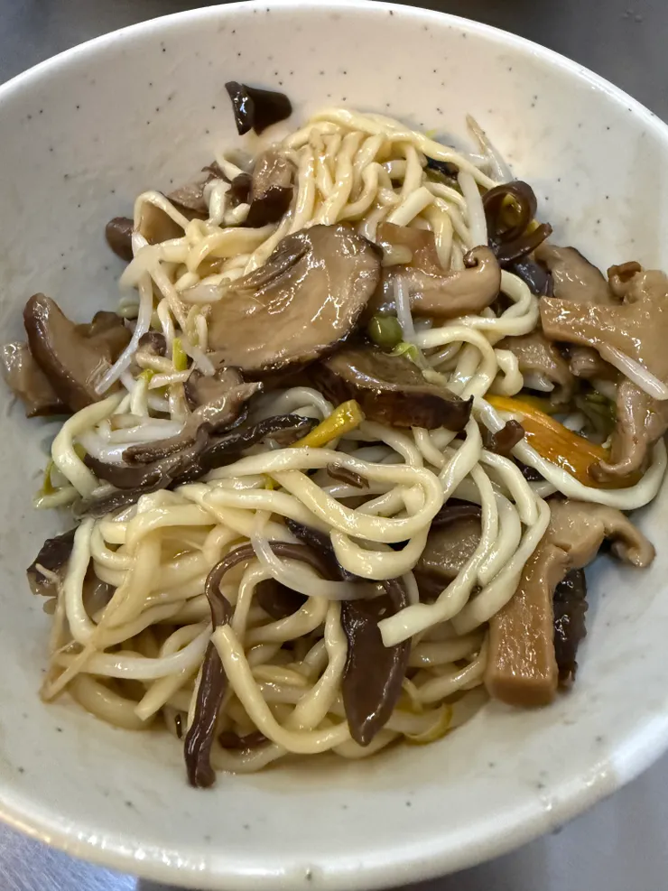 口感超級豐富的素食麵