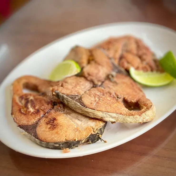 當季盛產鰹魚，竟然能煎的如此嫩口多汁👍