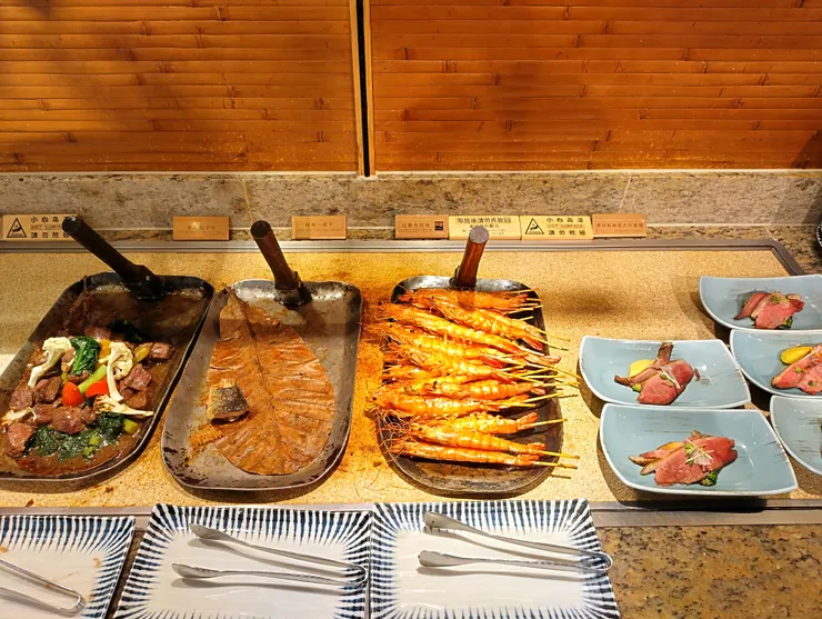 烤蝦 一夜干 骰子牛