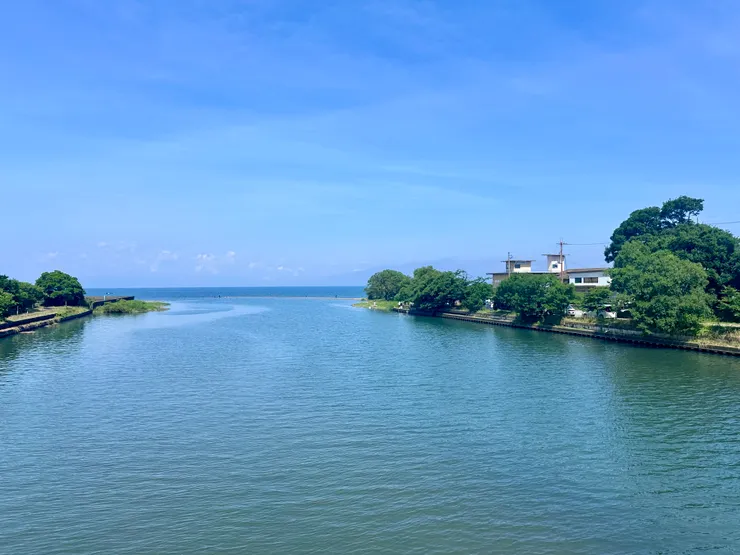 第一眼映入的琵琶湖