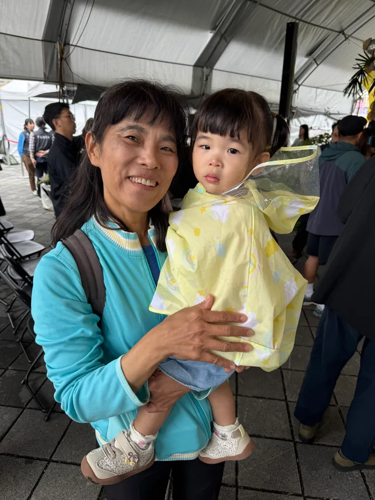 今天大咩給新竹分署夏分署長抱了好久，如此有緣，那該帶咩咩先玩爆離我們家最近的新竹分署一眾國家森林遊樂區啦～