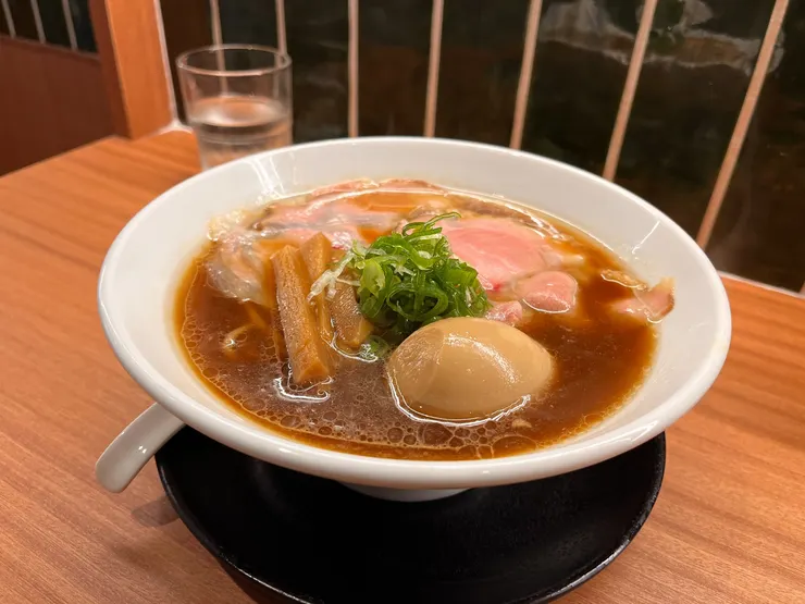 美味食記｜新竹金山街上的拉麵店--麵屋澤山