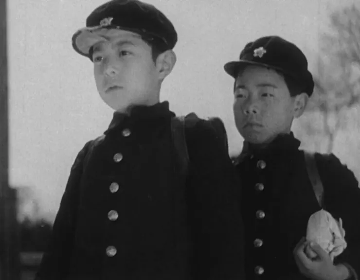 《我出生了，但...》劇照