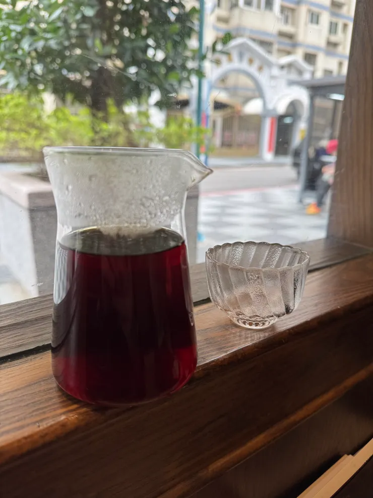 手沖"蜜雅"，如其名甜甜的淡雅