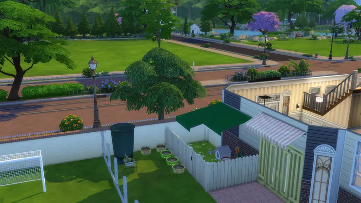 從接待處的門可以直接過來生態園。