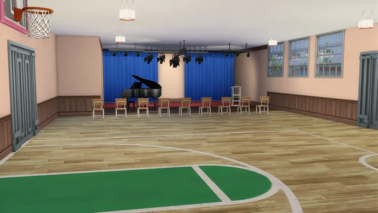 真有聚會時，整個禮堂便會排滿椅子。我也試過排，挺辛苦的工作。