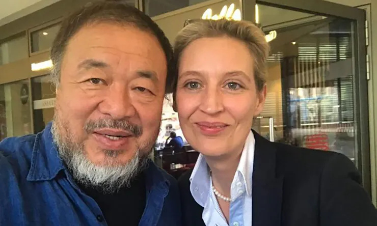 中國藝術家艾未未與魏德爾的自拍照