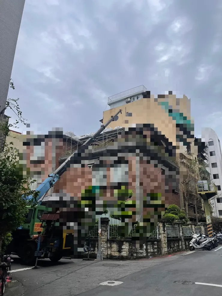 台北頂樓裝修清運工程-專業團隊，安全高效選擇茂莨拆除