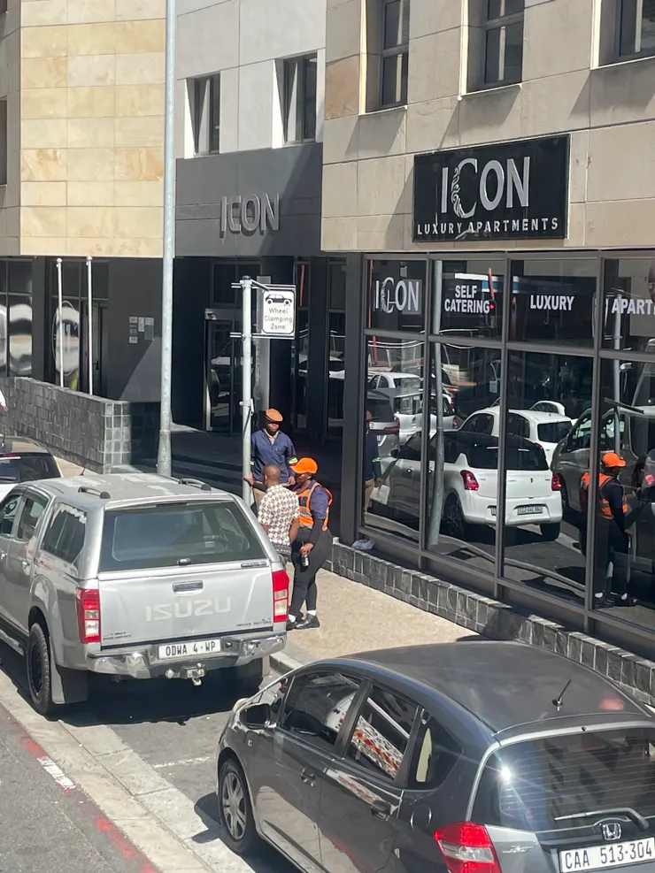 與朋友或同事的閒聊