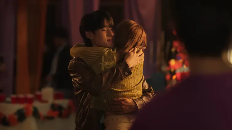 取自 Youtube-LYKN - แอบรักไม่ทำให้ใครตาย (NO WORRIES) [ OFFICIAL MV ] 。(擷取日期：2026/4/10)。