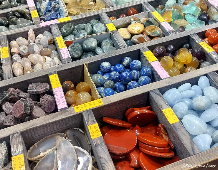 ▲新北鶯歌陶瓷老街/圖片來源：Betty's Jump Diary