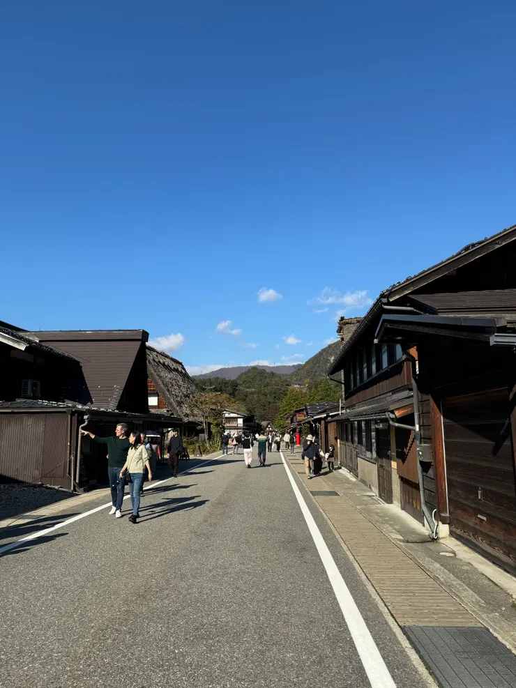 像是穿越到日本古代