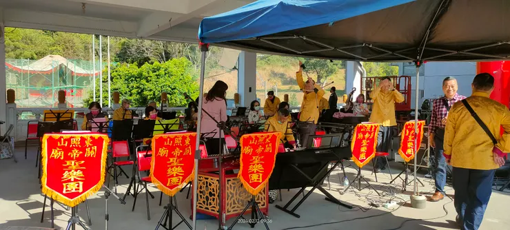 過年期間還有樂團演奏