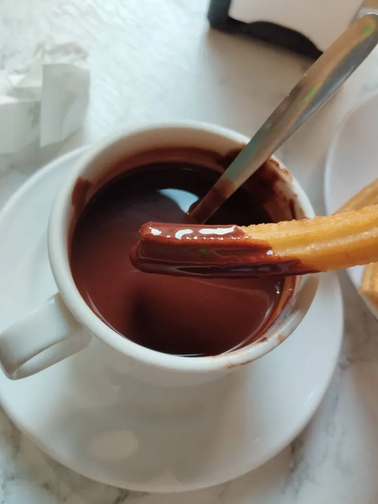 Chocolatería San Ginés美味的吉拿棒上菜啦～