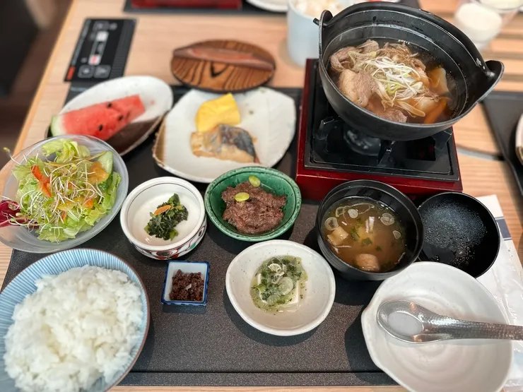 山形芋煮也是在地特色菜,能夠在登起波吃真的太幸福了