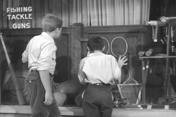 Iggy一直嚮往買下高爾夫球桿