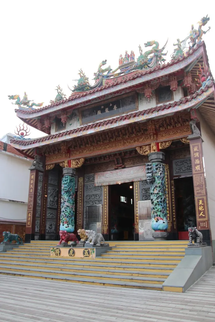 放索普龍殿（圖片來源：台灣美廟故事）