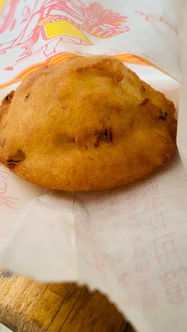 雖然經歷一番等候，但拿在手上熱熱的就覺得很值得。