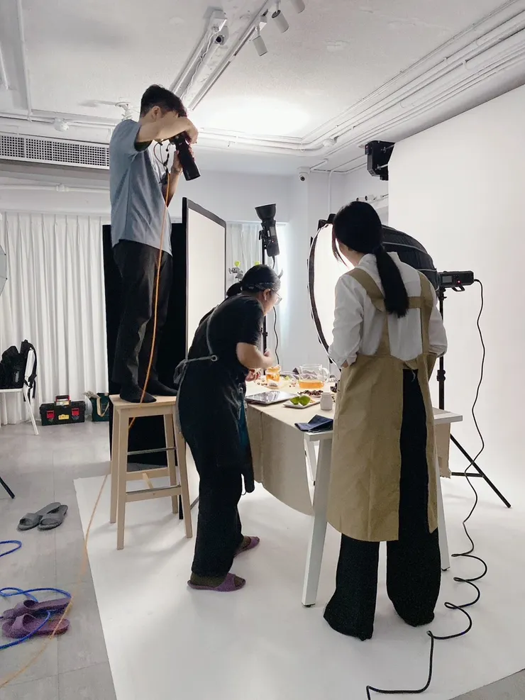 圖片來源：食攝女子 濕濕 提供 （工作側拍紀錄）