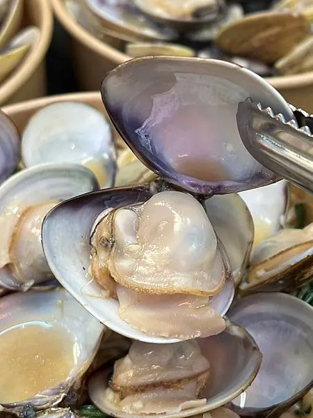 ＊（瑞豐美食）初番商行瑞豐夜市～現點現煮不加鹽超鮮甜！鮮爆蛤