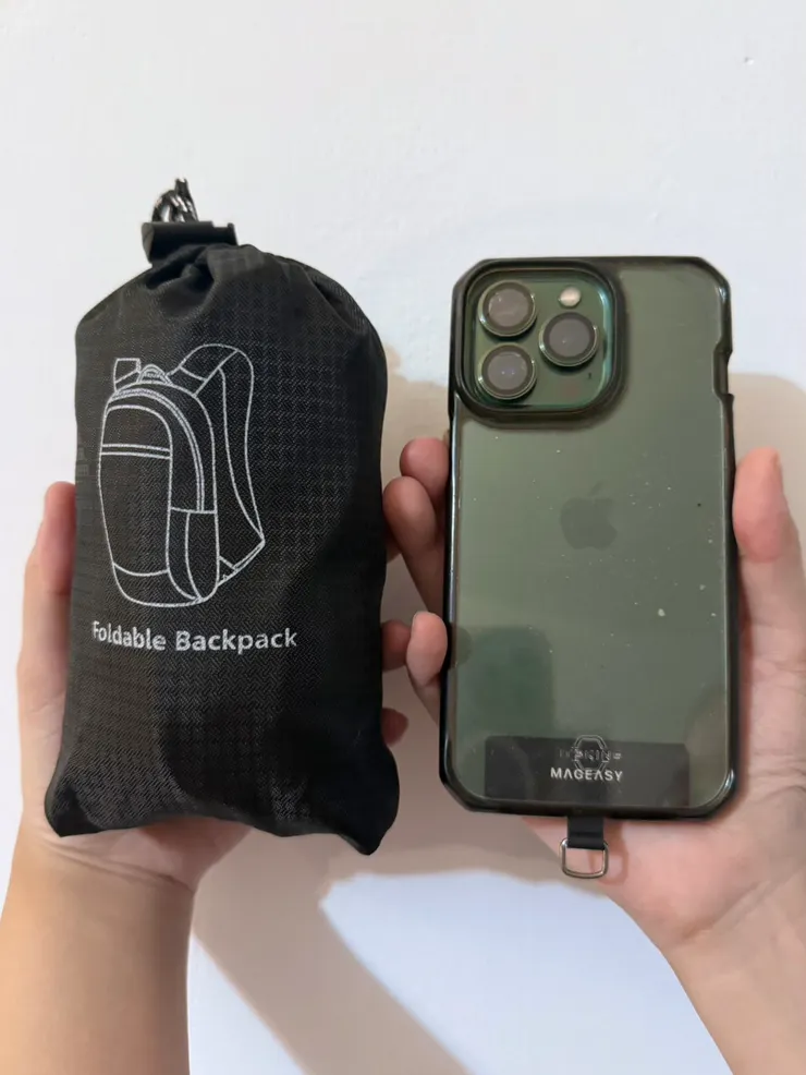 收納起來只有手機大小,手機是 iphone 13 pro 供參